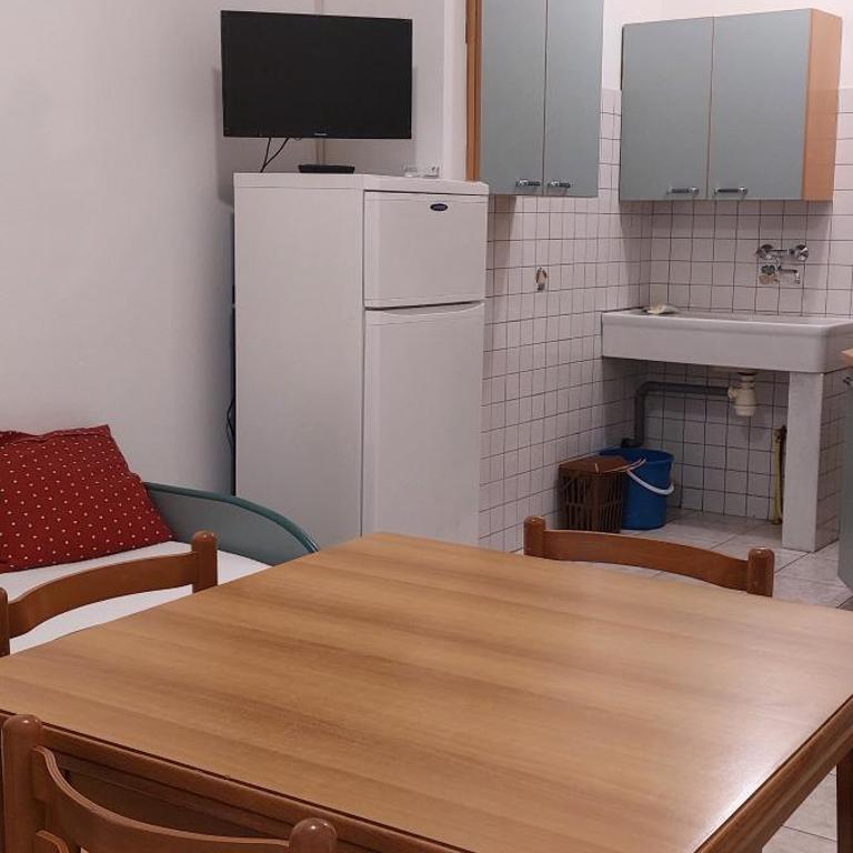Residence Danubio - Appartamento con 2 Camere da Letto - 1