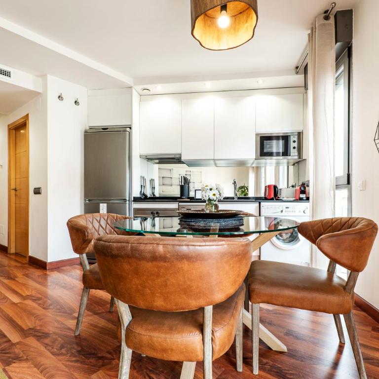 Luxury apartments in Barrio Palacio - Deluxe Apartment - 4