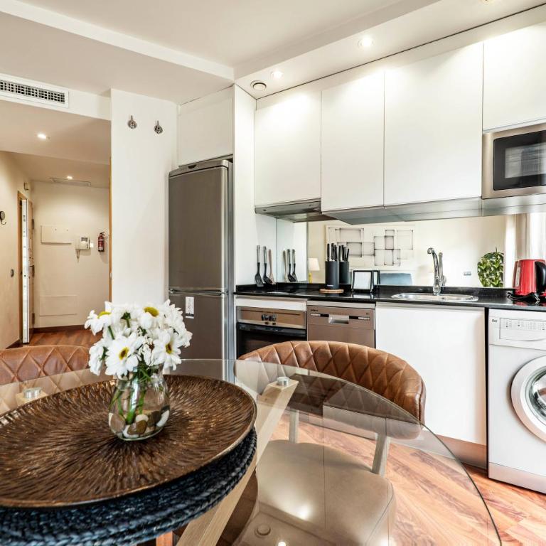 Luxury apartments in Barrio Palacio - Deluxe Apartment - 5