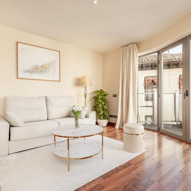Luxury apartments in Barrio Palacio - Apartment with Terrace - 8