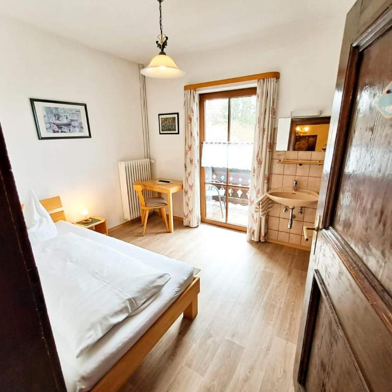 Pension Etzerschlössl - Chambre Simple avec Balcon - 2