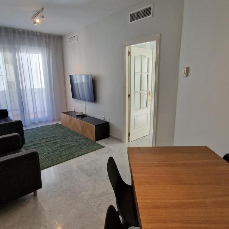 Marbella Real - Two-Bedroom Apartment - 17