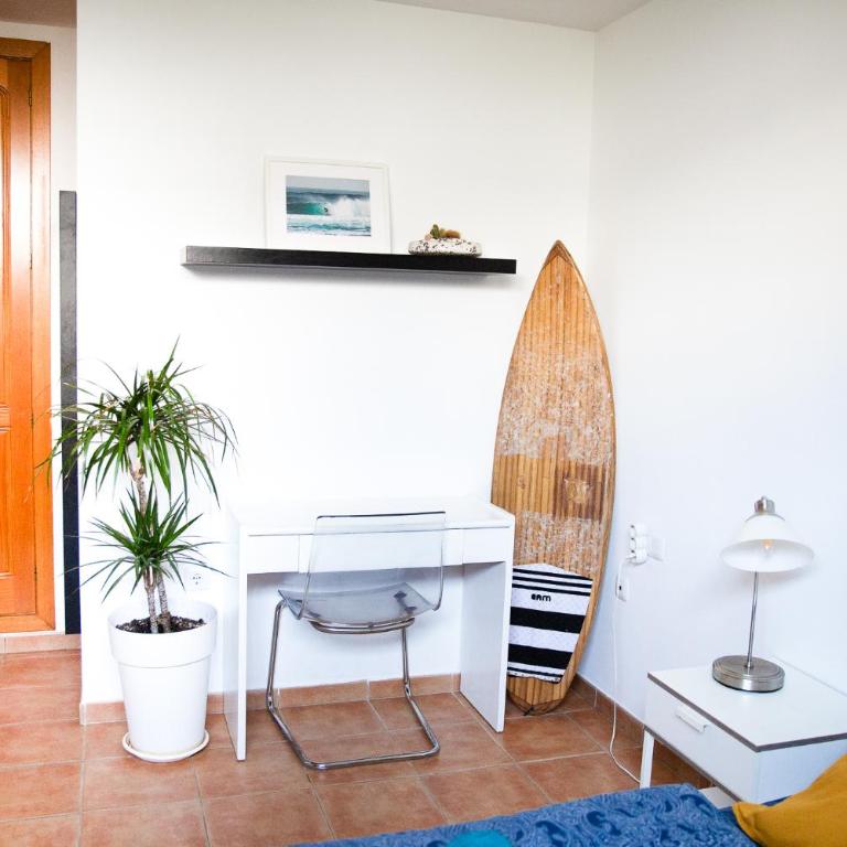 SURF DREAM Surfhouse - Habitación Doble Estándar con baño compartido - 2