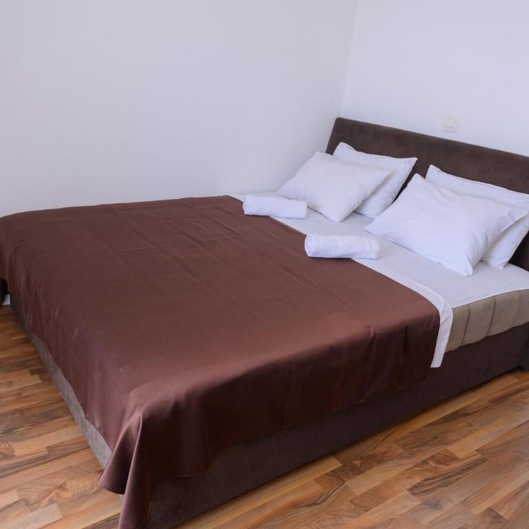MS Hotel - Standard Triple Room with Sea View - 4