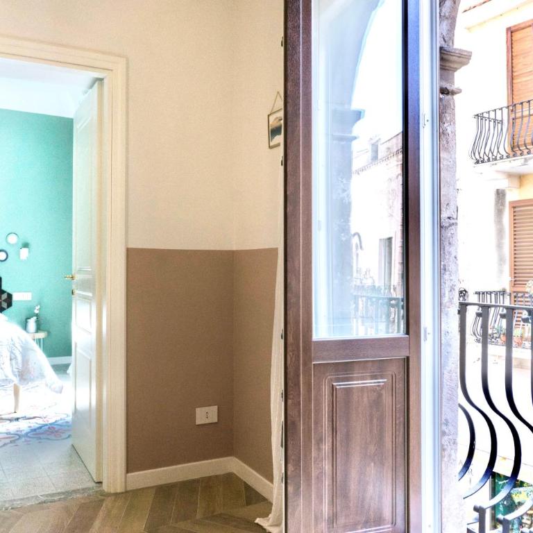 Melina Central Apartment Taormina - Appartamento con 2 Camere da Letto - 4