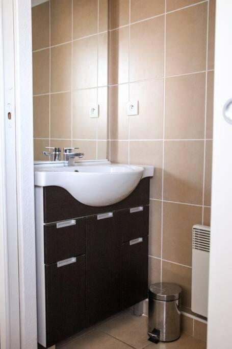 T3 dans résidence avec piscine - Appartamento con 3 Camere da Letto - 8
