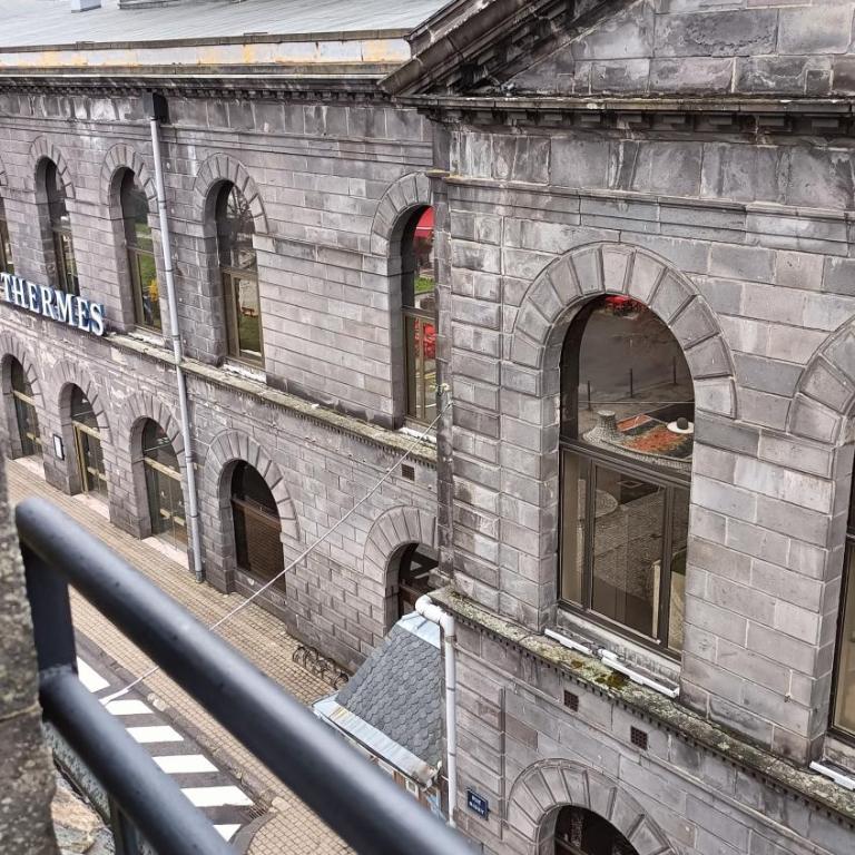 Studio classé 4 personnes face aux Thermes, avec coin nuit - One-Bedroom Apartment - 8
