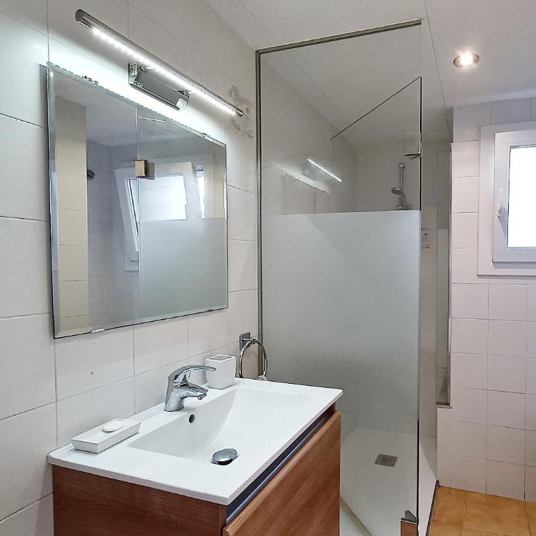 Seafront L'Estartit Roof - Two-Bedroom Apartment - 16