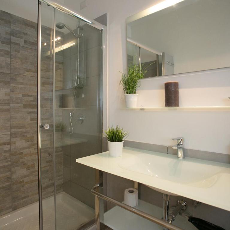 Thebestinrome Piazza del Popolo - Vico - Three-Bedroom Deluxe Apartment - 5