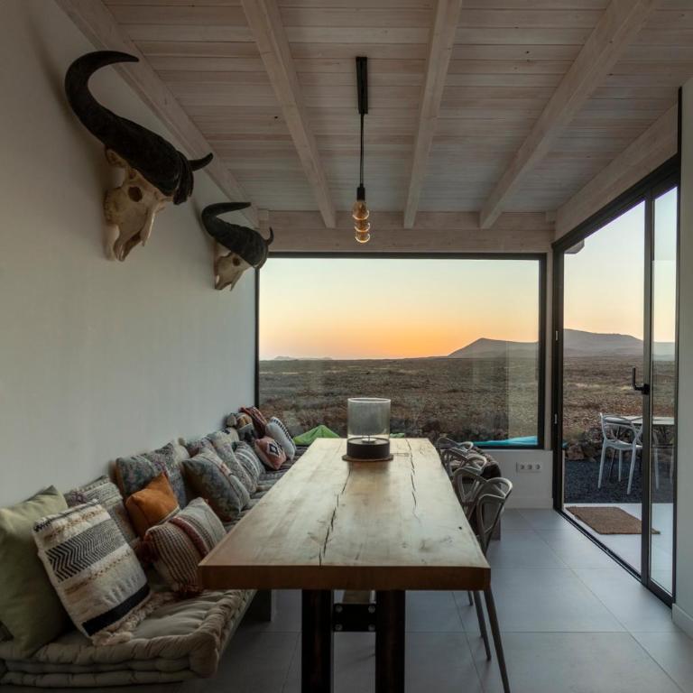 Villa Calderón Hondo. Top design , views and pool Lajares-Corralejo - Two-Bedroom Villa - 10