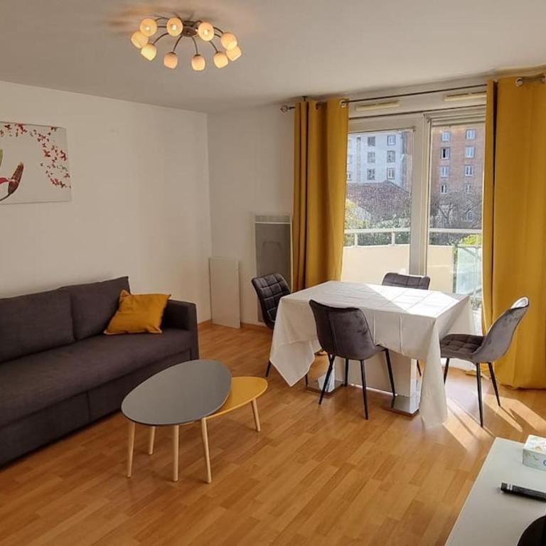 Cosy Rent Strasbourg Garage Wifi Terrasse Dream Host Romain - Two-Bedroom Apartment - 1