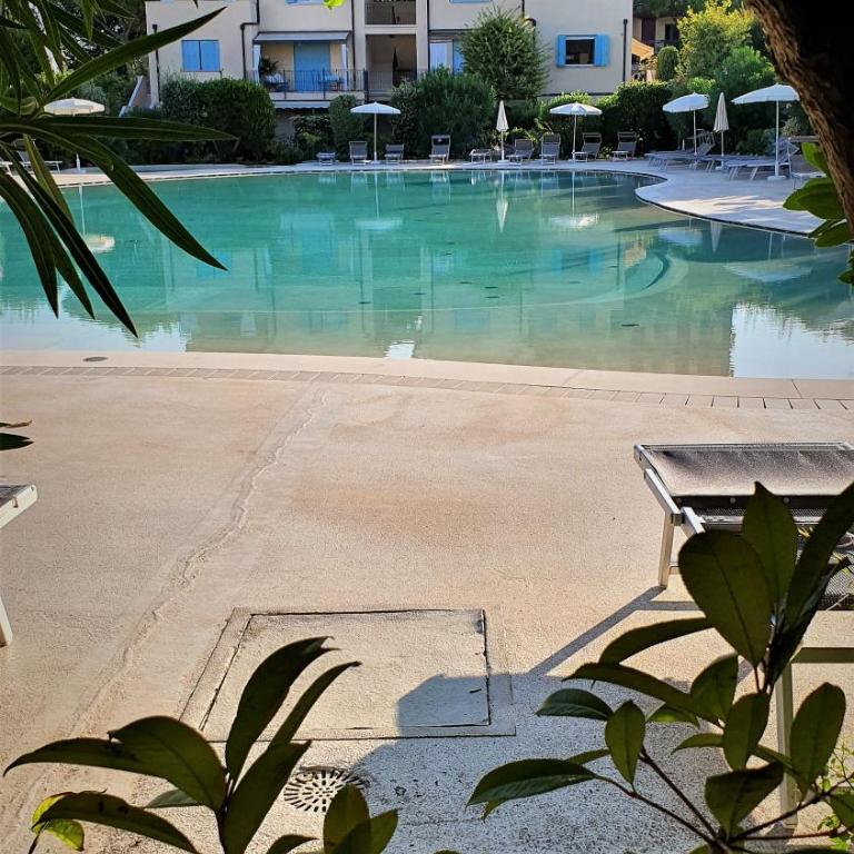 Family Garden Apartment – Borgo dei Fiori - Appartamento con 1 Camera da Letto - 2