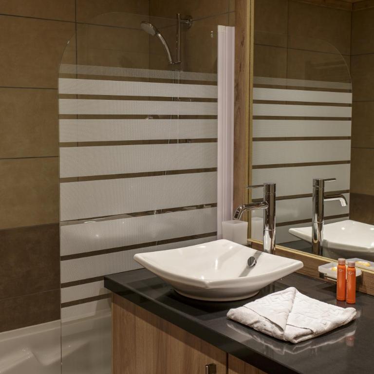 CGH Résidence Boutique Le Napoléon - Apartment mit 2 Schlafzimmern, Balkon und Zugang zum Wellnessbereich (6 Erwachsene) - 3