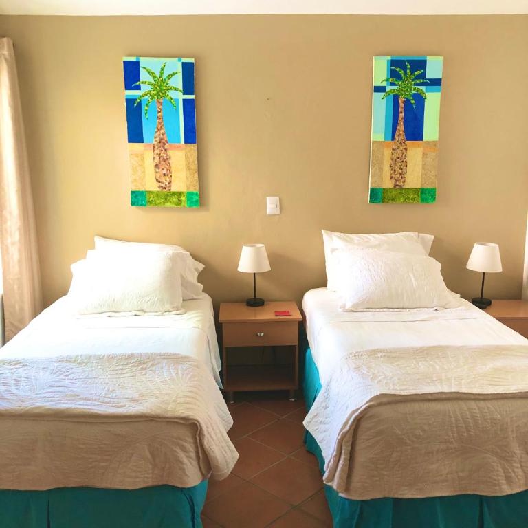 Casa Mi Tesoro Vacation Rooms - Twin Room with Private Bathroom - 4