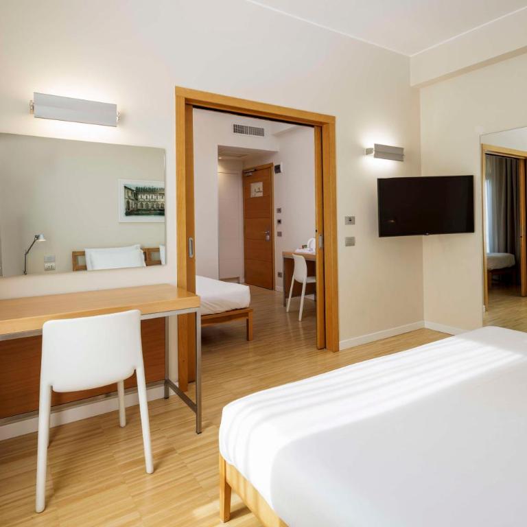 Best Western Plus Hotel Bologna - Camera Familiare - 8