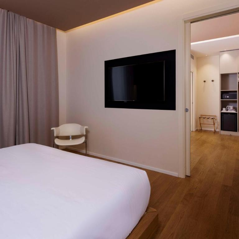 Best Western Plus Hotel Bologna - Camera Queen Classic con Letto Singolo - 7