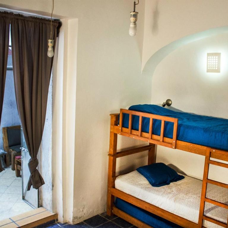 Gente de Más Hostel - Cama en habitación femenina compartida de 4 camas - 2