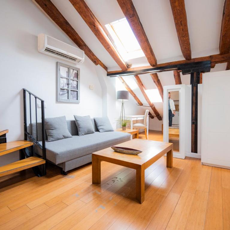 Apartamentos Huertas 10 - Maisonette-Suite - 9