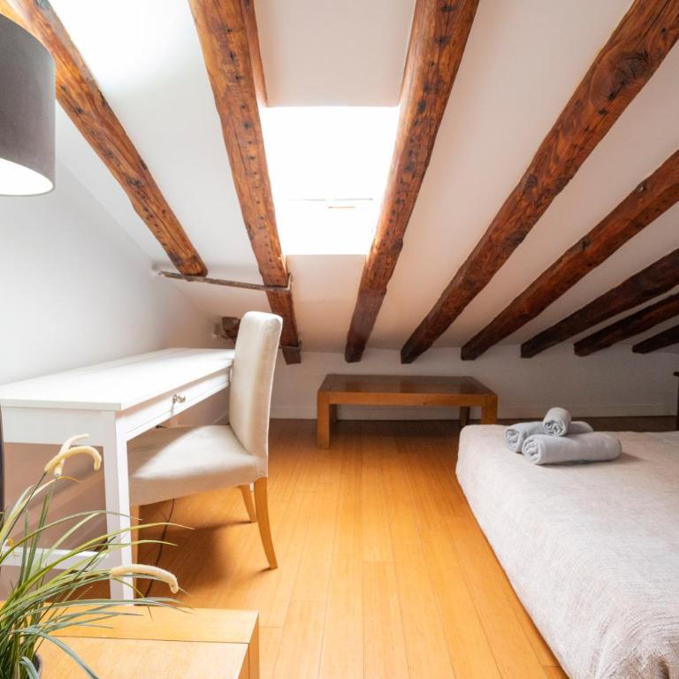 Apartamentos Huertas 10 - Maisonette-Suite - 10