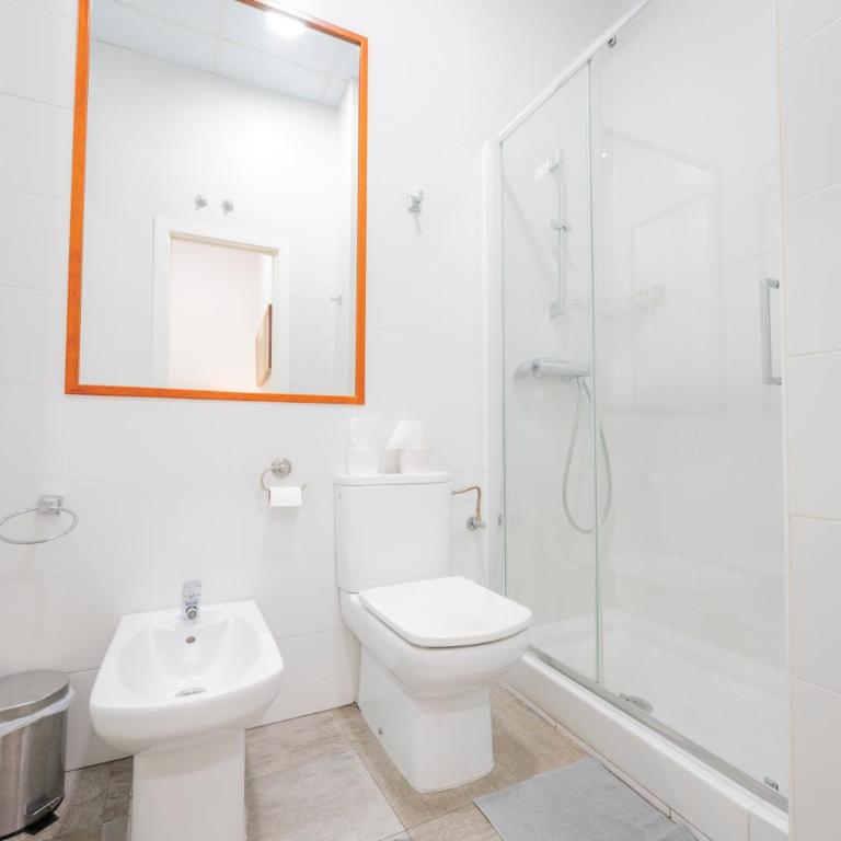 Apartamentos Huertas 10 - Deluxe Familiensuite - 2