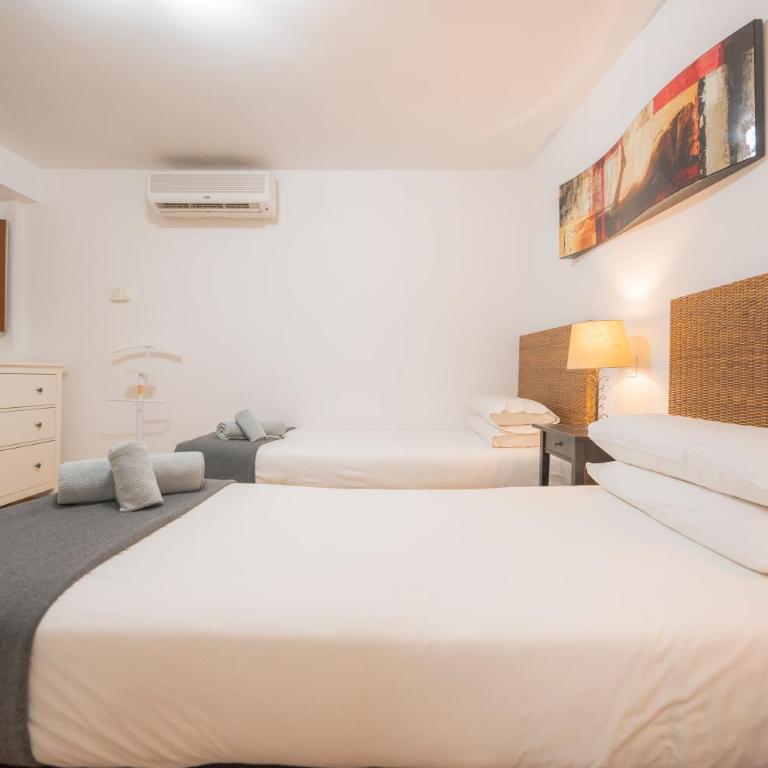 Apartamentos Huertas 10 - Deluxe Suite - 6