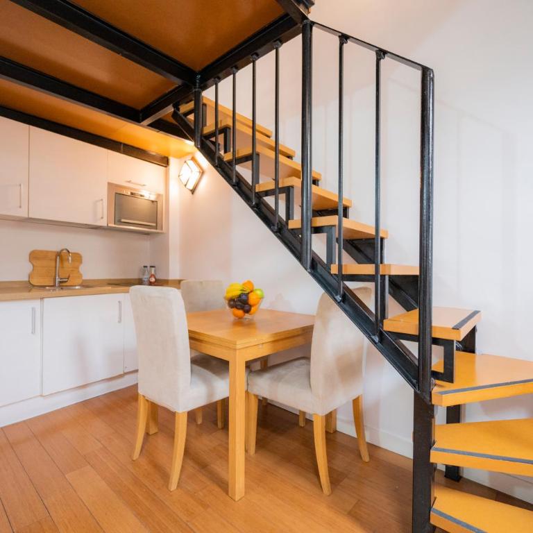 Apartamentos Huertas 10 - Maisonette-Suite - 25