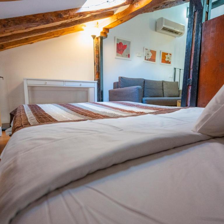 Apartamentos Huertas 10 - Maisonette-Suite - 35