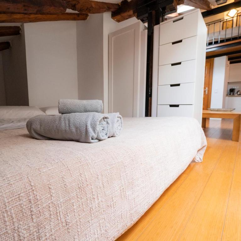 Apartamentos Huertas 10 - Maisonette-Suite - 32