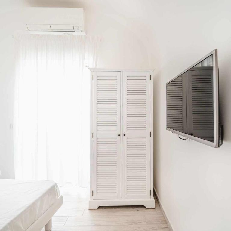 White Amalfi - Centro Storico by ItalianHost - Appartamento con 2 Camere da Letto - 32