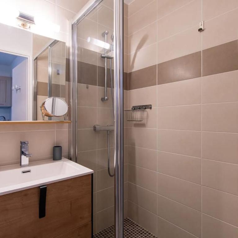 Le Murmure du Palmier * Mer à 2 min * Parking Privé * Terrasse - Apartment with Terrace - 24