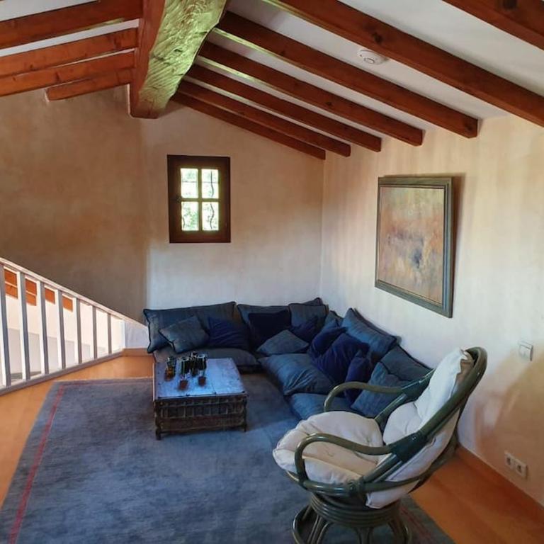 Spacious Villa with Pool and Fireplace - Villa - 26