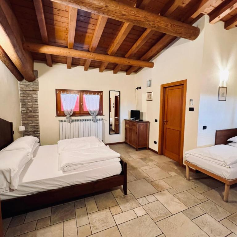 Agriturismo Armea - Camera Quadrupla - 3