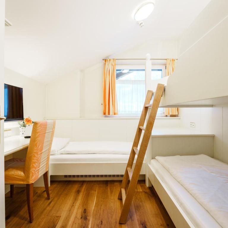 Hotel Starkenberg - Camera Familiare - 3