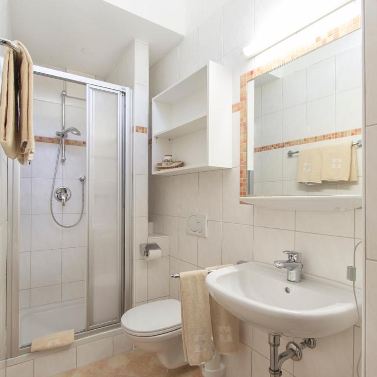 Resl Resort - Standard Doppelzimmer - Nebengebäude - 4