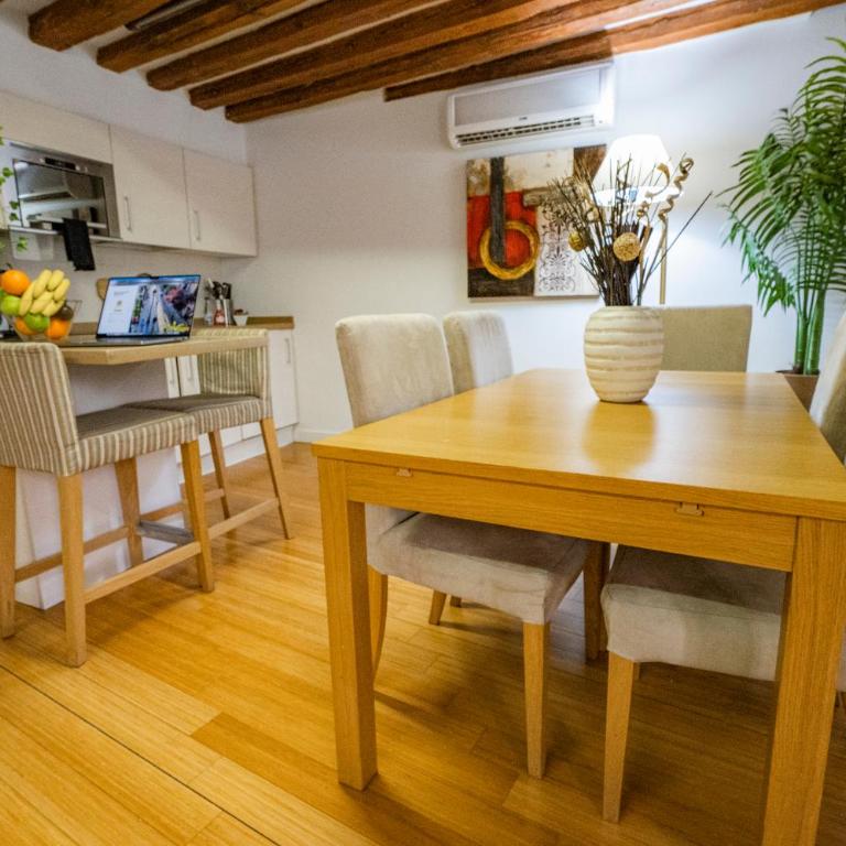 Apartamentos Huertas 10 - Suite - 10