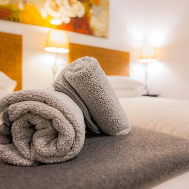 Apartamentos Huertas 10 - Deluxe Suite - 8