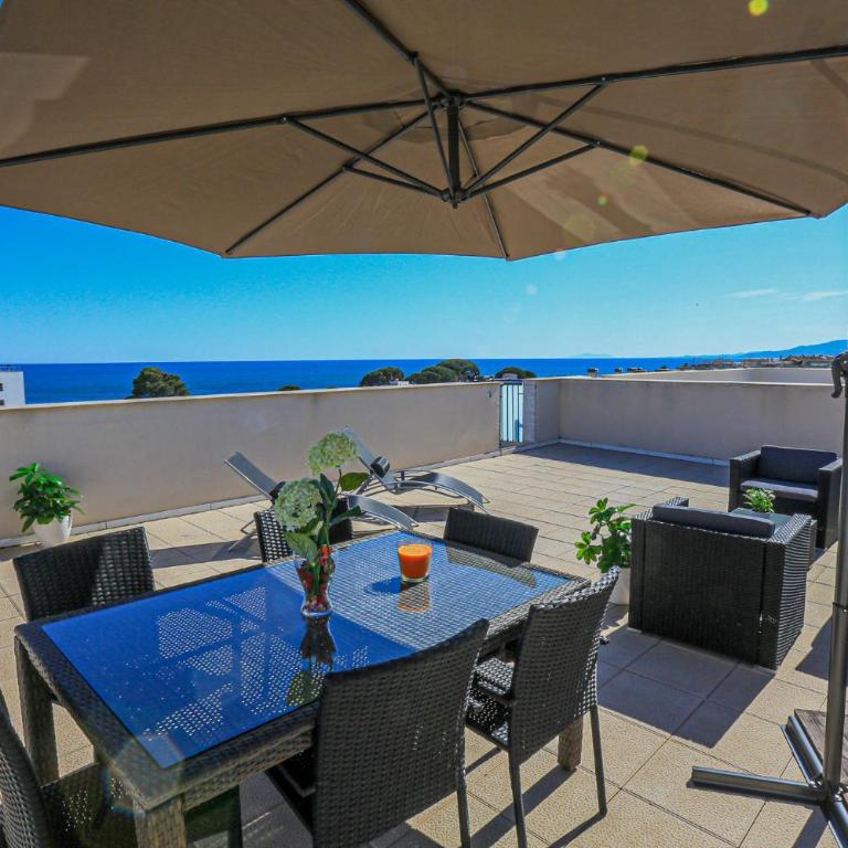 LITORAL COSTA DORADA - AUGUSTA B Only families - Apartment with Sea View - 8