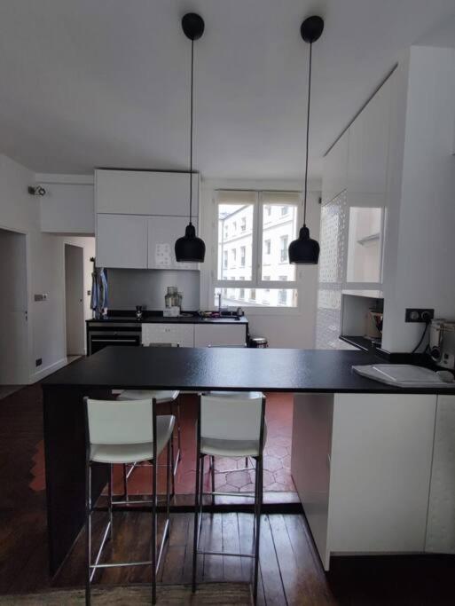 Air conditioning Paris central stylish apartment - One-Bedroom Apartment - 3