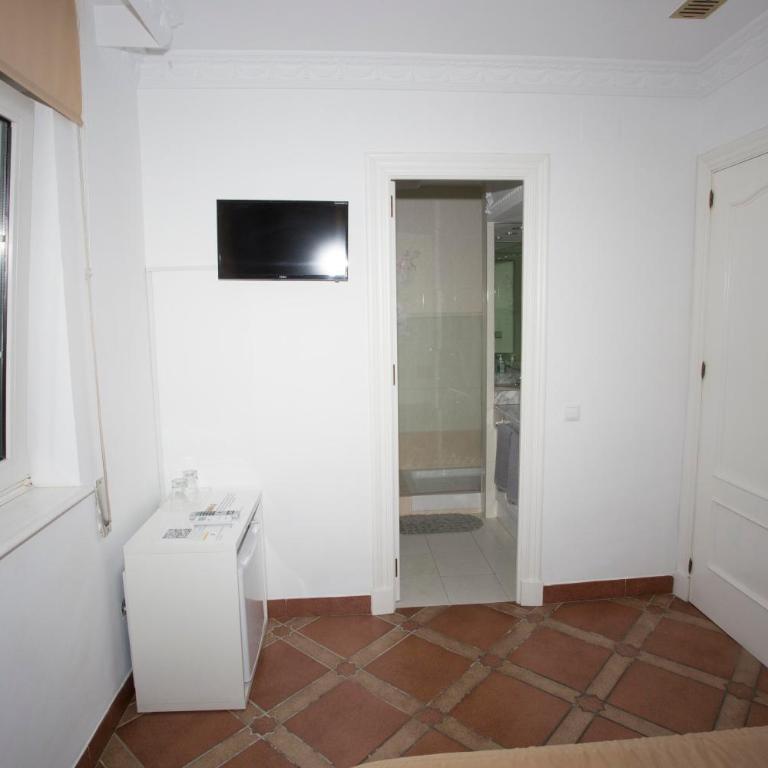 Alojamiento el Chaparro Barbate junto a la venta el loro - Habitación Doble con baño privado - 2 camas - 6