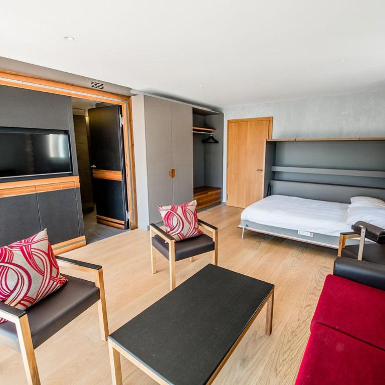 Hôtel des Bains de Saillon - Suite - 4