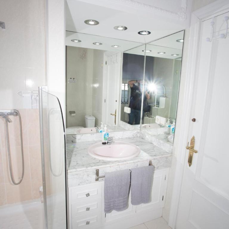 Alojamiento el Chaparro Barbate junto a la venta el loro - Habitación Doble con baño privado - 5