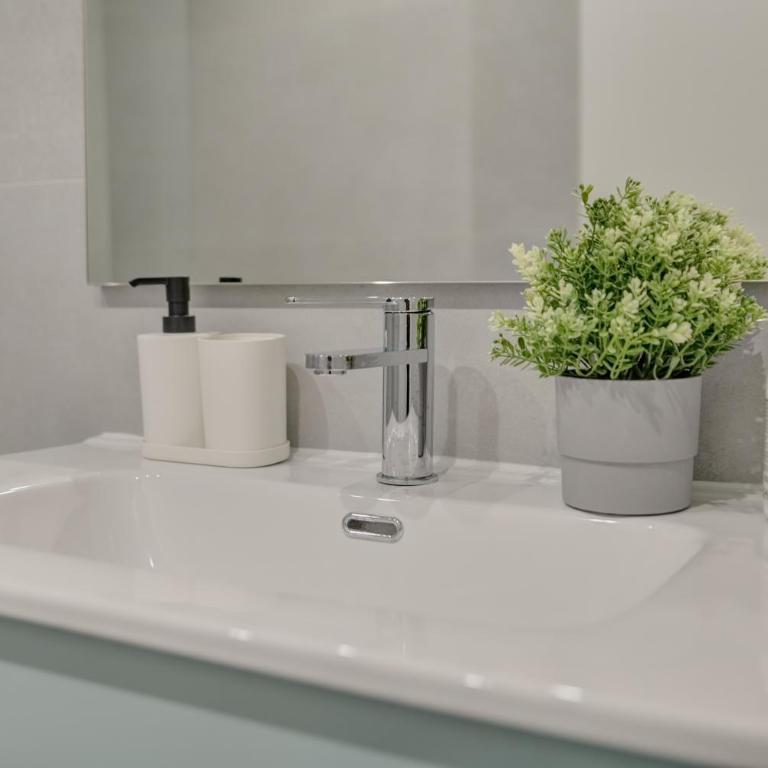 Apartamentos Pamplona Confort by Clabao - One-Bedroom Apartment - 13