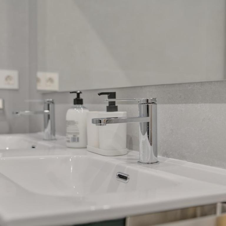 Apartamentos Pamplona Confort by Clabao - One-Bedroom Apartment - 18