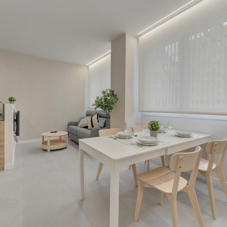 Apartamentos Pamplona Confort by Clabao - One-Bedroom Apartment - 1