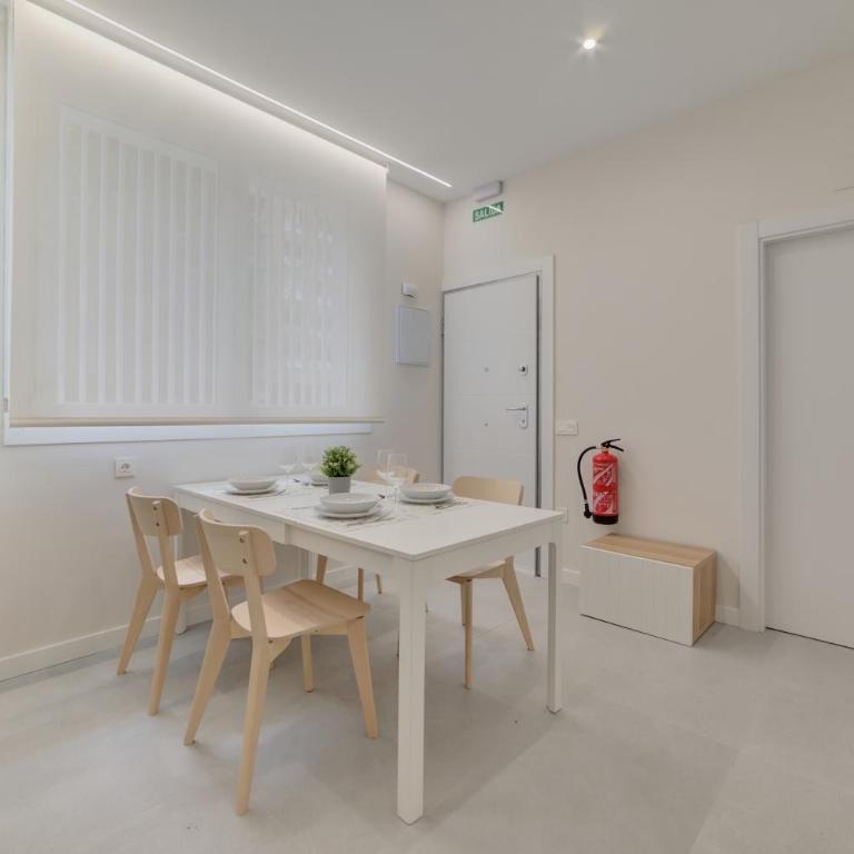 Apartamentos Pamplona Confort by Clabao - One-Bedroom Apartment - 9