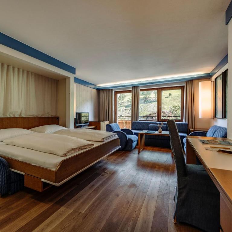Familien- & Gartenhotel Theresia 4-Sterne Superior - Suite mit 2 Schlafzimmern - 2