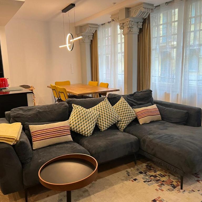 Palacete Frente al Casco Viejo de Bilbao - Apartamento de 2 dormitorios - 5