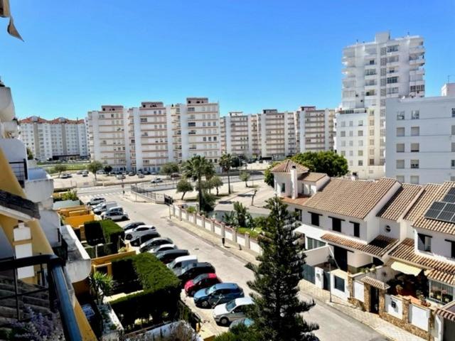 GATU PREMIUM Villa Poniente, junto la playa de Valdelagrana " Preferente mayores de 21 años y familias " - Apartamento con terraza - 20