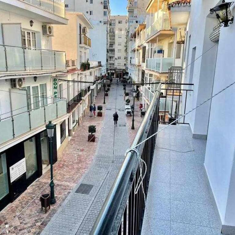 Apartamento de 3 dorm en pleno centro de Nerja - Apartamento - 2