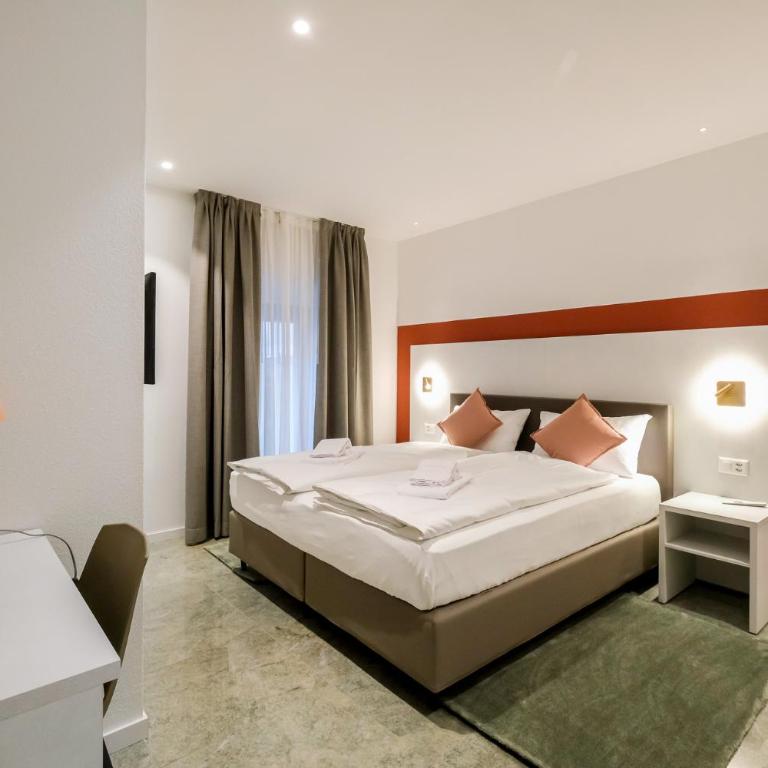 Boutique Hotel Piazza Grande Locarno - Easy Self Check-In - Camera Matrimoniale Standard - 2